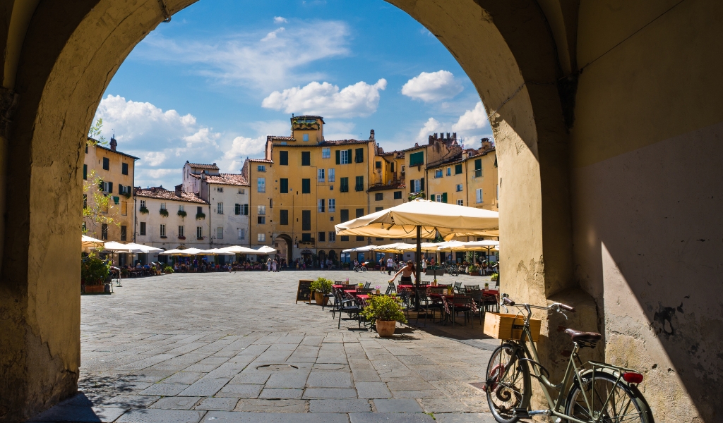 Gita a Lucca – tra arte, storia e sapori toscani